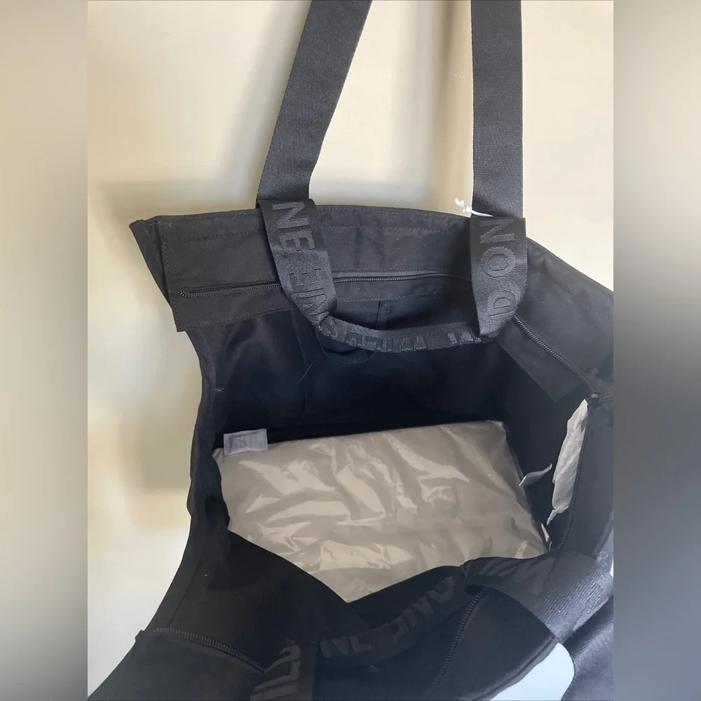 New Wild One Everyday Pet Carrier 100% COTTON Canvas Black Light Dog Carrier Bag